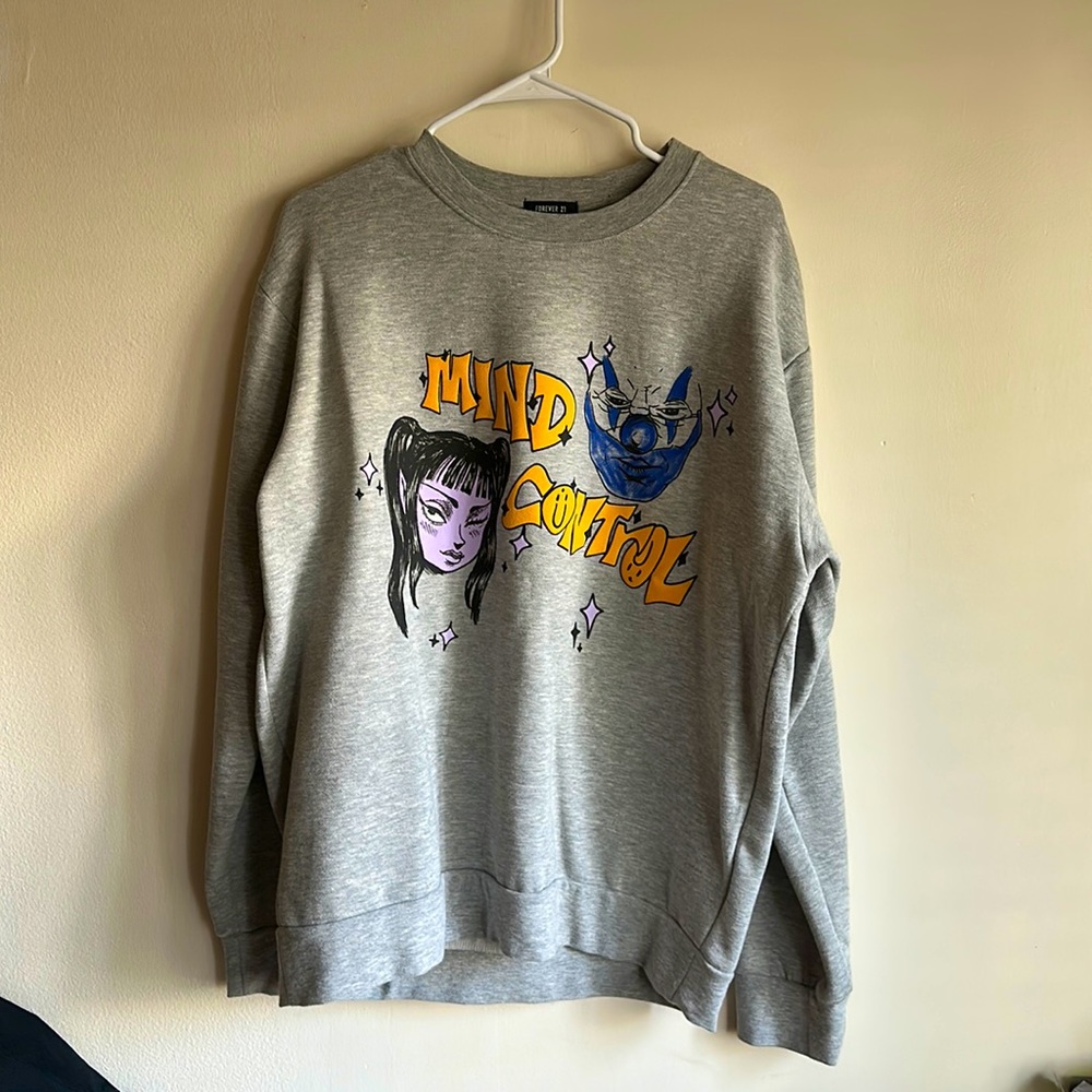 Forever 21 crewneck graphic sweatshirt